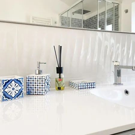 Rainbow Maison 公寓 *