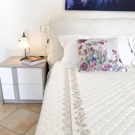 Rainbow Maison SantʼAgata sui Due Golfi